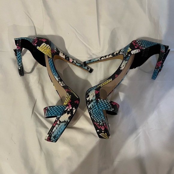 Colorful Snake Skin Heel - Picture 5 of 8